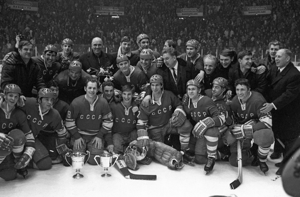 Фото_11_1970г. Чемпионат мира в Стокгольме, Сборная СССР - чемпионы мира, 30.03.1970.jpg Фото_11_1970г. Чемпионат мира в Стокгольме, Сборная СССР - чемпионы мира, 30.03.1970.jpg